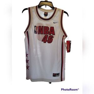 NWT boys 12 / 14 Nike Basketball Tank